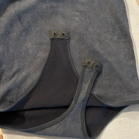 NWOT SS Gray Bodycon Rib Bodysuit. *Sugar Moon/Sz. L/XL. - Picture 9 of 9